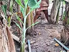 Uh, I mean, this MILF evangélica with her big pussy is just pissing out in public like no big deal