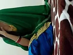 इंडियन वाइफ कॉक चूसना पसंद करती है, अंदर लेने से ज्यादा।