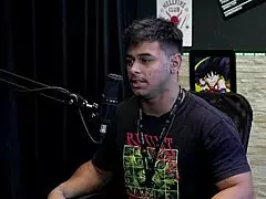 Guilherme filmmaker interviews latina for outdoor sex casting. She shows positions and fetishes 😏