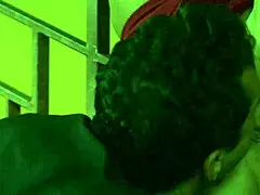 Mak Berpakaian Merah Slutty Jilat Dubur dan Seks Anal