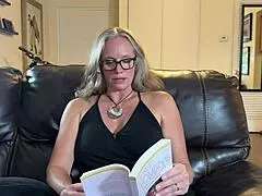 nina nite reads for you