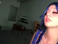 Babysitter Xoe Grimm knepper Seth Brogan for at beholde jobbet