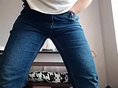 That hot secretary is masturbating right in the office, so steamy