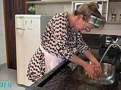 My friends fucked my grandma's pussy