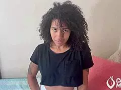 minha buceta pequena n�o aguenta tanto gozo - orgasmo louco e forte at� as pernas se contra�rem.