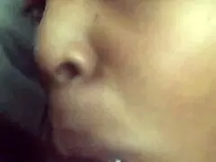 जवान 18+ वली, वो बड़ा काला लंड चूसो! मम्मी रोलप्ले