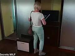 Hey, this blonde milf's breakfast is her stepson's cum in mouth after anal 😏