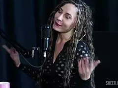 Check out these compilations of Jujube Delicia in Bora Cast with Bruna Carlos - part 1.