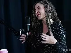 Check out these compilations of Jujube Delicia in Bora Cast with Bruna Carlos - part 1.