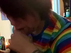 ميليف خائنة تبلع زب أسود كبير كمحترفة! 😏