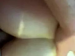 זין גדול בתחת: רכיבה פרועה של מילף צרפתייה