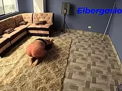 Encontr� Haciendo Yoga A Mi Mejor Amiga Y No Pude Resistir El Increible Cuerpo Que Tenia Ced� Ante La Tentaci�n De Poder Follarla