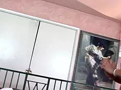 Blondie jilat tetek gergasi rayu jari memek ghairah