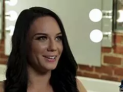 娇小18+熟美女神梅根·利帕德花花公子全裸写真