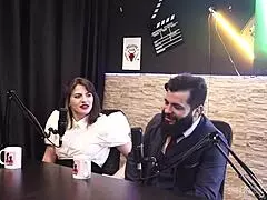 he shoved arm inside lady snow's pussy to excite her - tifany rocha swing