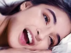 Gilf Arwen Gives Rough Blowjob with Facial