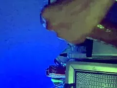 गोली मारो या चोदो ये बड़ा काला लंड तुम्हारा कमांड में