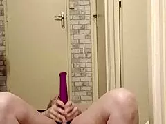 esclave f gets humiliations with uro and wc 😱