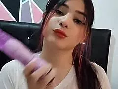 Porn actress gives a big blowjob to her stepfather in a homemade video