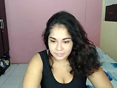 hola amores, i love fucking my pussy with high heels, where did you cum?