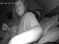 milf jackhammers clit before bed spy cam