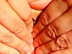 Watch Maturemons finger her bald cunt?