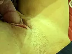 אשת חובבנית משמשת כפח זרע לשכן בזיון ניאוף POV