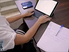 fui desviada da minha funcao de secretaria meu chefe tinha planos de foder minha buceta peluda - lady milf frotinha pornstar