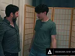 Modern-Day Sins - Pervert Milf Cory Chase Lures Stepbae-In-Law Leana Lovings Into FFM Threesome!