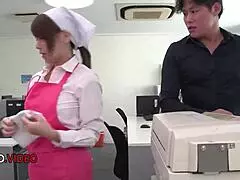 chihiro akino's office blowjob creampie 😏