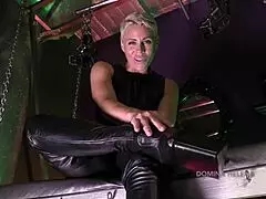 Worship my leather thigh high boots-pov