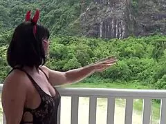 ไปเยี่ยมเพื่อนโดนรุมเย็ดในปาร์ตี้สวิงเกอร์