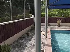 Seru Di Kolam Renang, Flower Memeknya Dimakan Habis