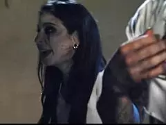 Гореща четворка ебане с милфи на гробището