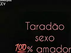 Safada götünden fışkırtarak boşalıyor