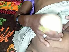 आज्ञाकारी हॉट कर्ली सिसिलिया के साथ बड़ा लंड मुंह में फिट चुसाई