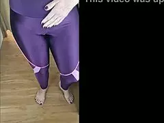 choosing something hot for gym karina and lucas