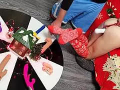 두 개 딜도 그녀의 좁은 보지 파괴함