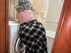 I Really Find The Wide Hips Of This Mature Stepmother In A Homemade Skirt So Exicting For Anal