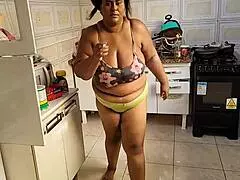 Meia-Irma, Posso Fuder Com Voc� E Gozar Na Sua Cara?