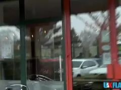 can everyone see my pussy? bree branning flashes and pisses for uk-flashers