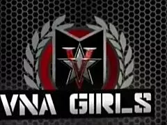 Kanepede yayılırken dildom tıraşlı amımı deliyor