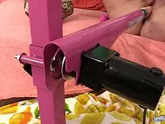 Plump milf calista roxxx drilled by a fucking machine