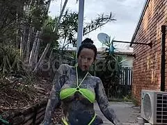 Melody Radford mikro bikini twerk ve pole dance sızan kışkırtıcı video