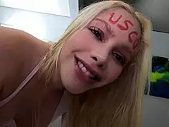 Aluna passed her medical exam and got a big reward from her professor.