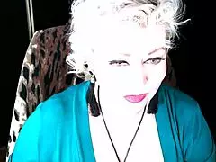 Perky Tits Curvy Russian Milf Masturbating Deep In Her Shaved Pussy On Webcam?