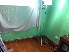 После жаркого шоу эта красотка разболтала про подруг с работы