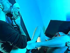 She provides expert foot services in a casual setting