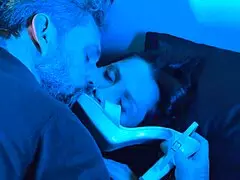 She provides expert foot services in a casual setting