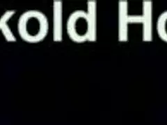 Marido corno contrata encanadores para tapar os dutos da esposa com rola